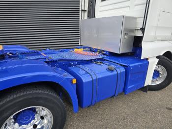 TGX 33.560 6x4 / RETARDER / 464 dkm